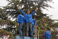 鄭州超前涂料歡迎您！專(zhuān)業(yè)真石漆生產(chǎn)廠家